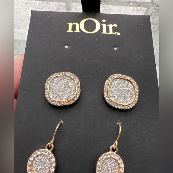 CLEARANCE: nOir Sparkling Earring Set - flaw in 1 out of the 4 earrings - Picture 5 of 9